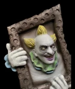 Distortions "3D Portrait - Chuckles Clown" Hanging Haunted House Decoration Scary Props