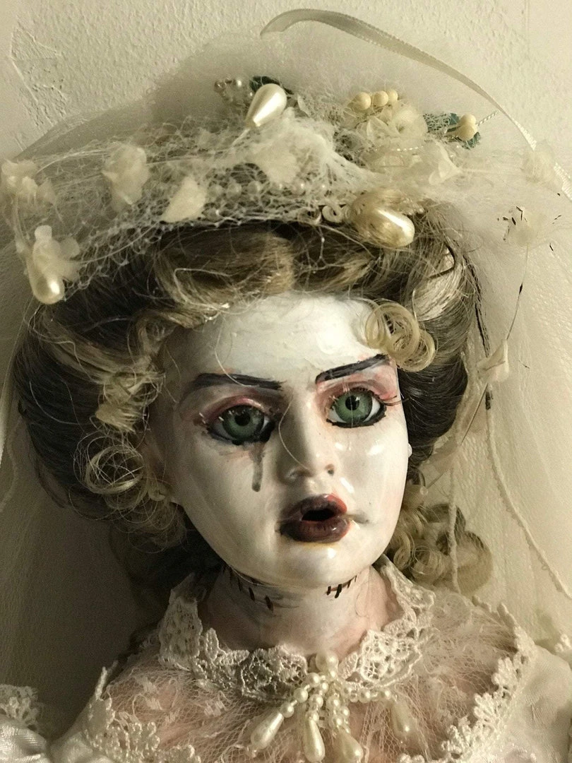 The Horror Dome Props "Creepy Porcelain Doll - Frankensteins Bride" HD Studios Halloween Prop 5 The Horror Dome Props "Creepy Porcelain Doll - Frankensteins Bride" HD Studios Halloween Prop