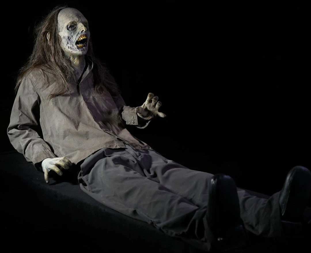 Distortions "Graveyard Ghoul" Electric Animated Zombie Prop By Jordu Schell Props 1 Distortions "Graveyard Ghoul" Electric Animated Zombie Prop By Jordu Schell Props